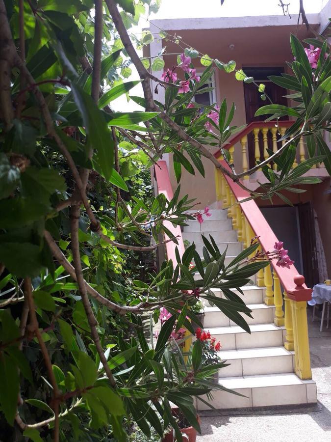 Apartman Tatjana Sutomore Esterno foto