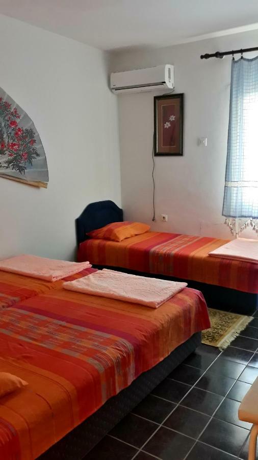 Apartman Tatjana Sutomore Esterno foto