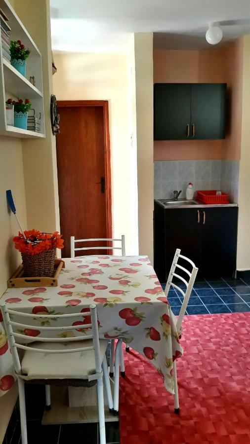 Apartman Tatjana Sutomore Esterno foto
