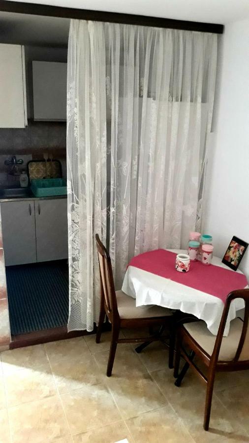 Apartman Tatjana Sutomore Esterno foto